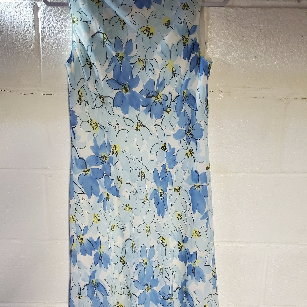 Ronni Nicole Petite 8 by Ouida